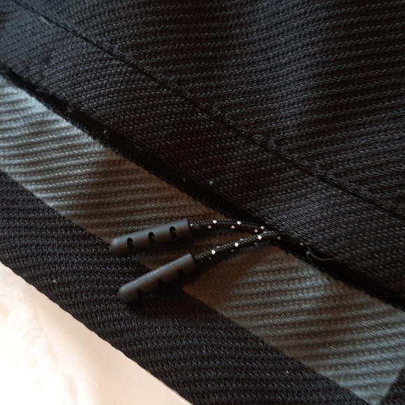 Adidas Track pants. Zippered leg.  Black. Medium. Elastic stretch waist.… - Picture 9 of 12